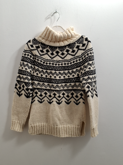Hjemmestrikket sweater